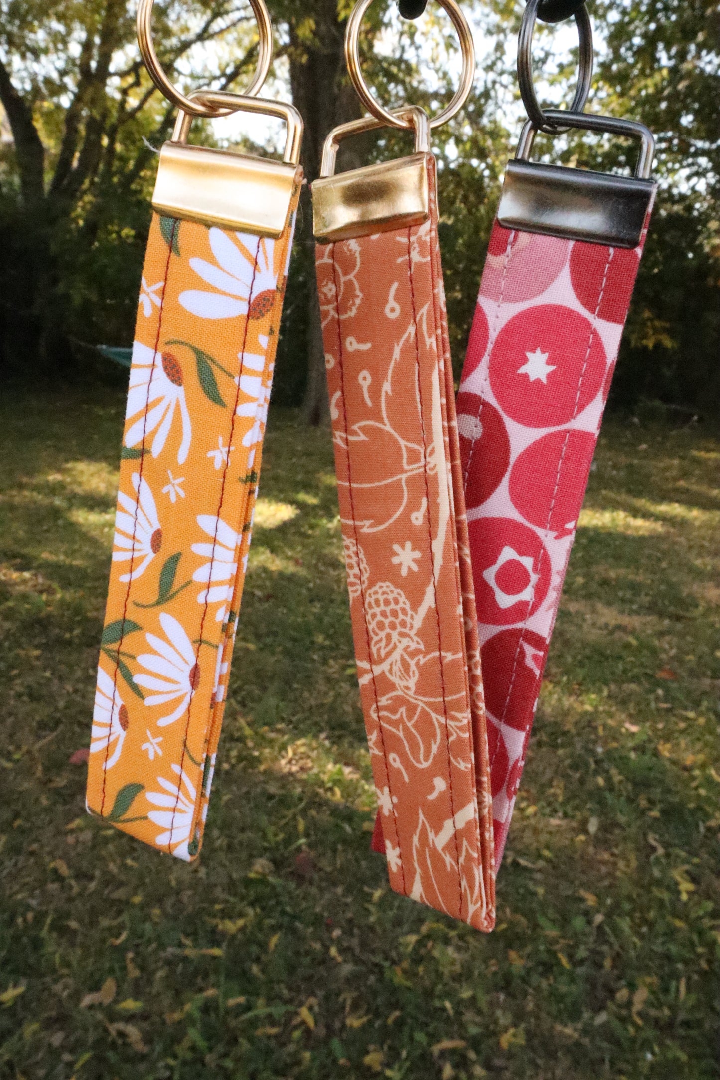 Fall Foliage Keychain - Cori Eclectic Co.