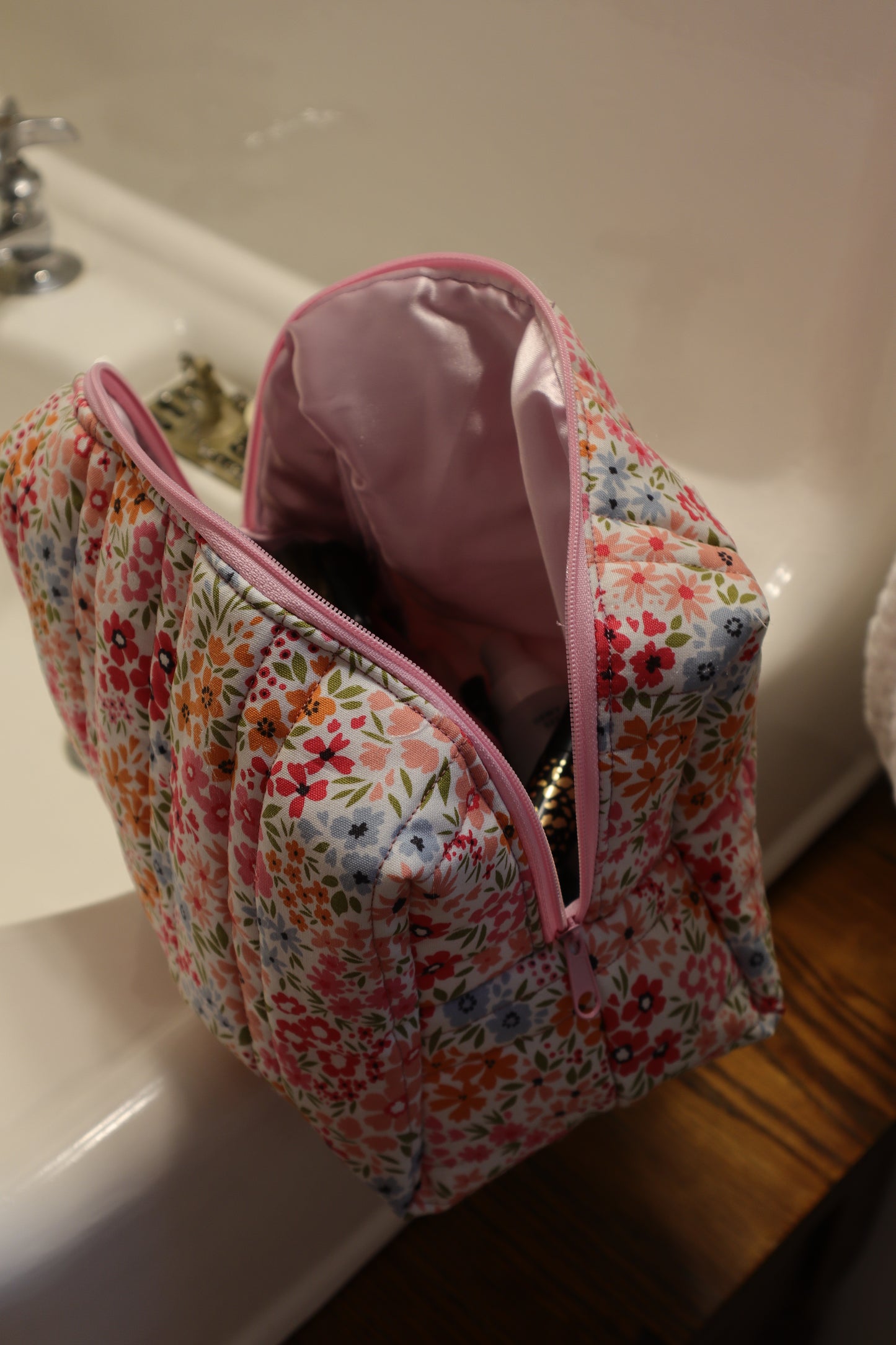 Boxy Floral Makeup Bag (Pink Edition) - Cori Eclectic Co.