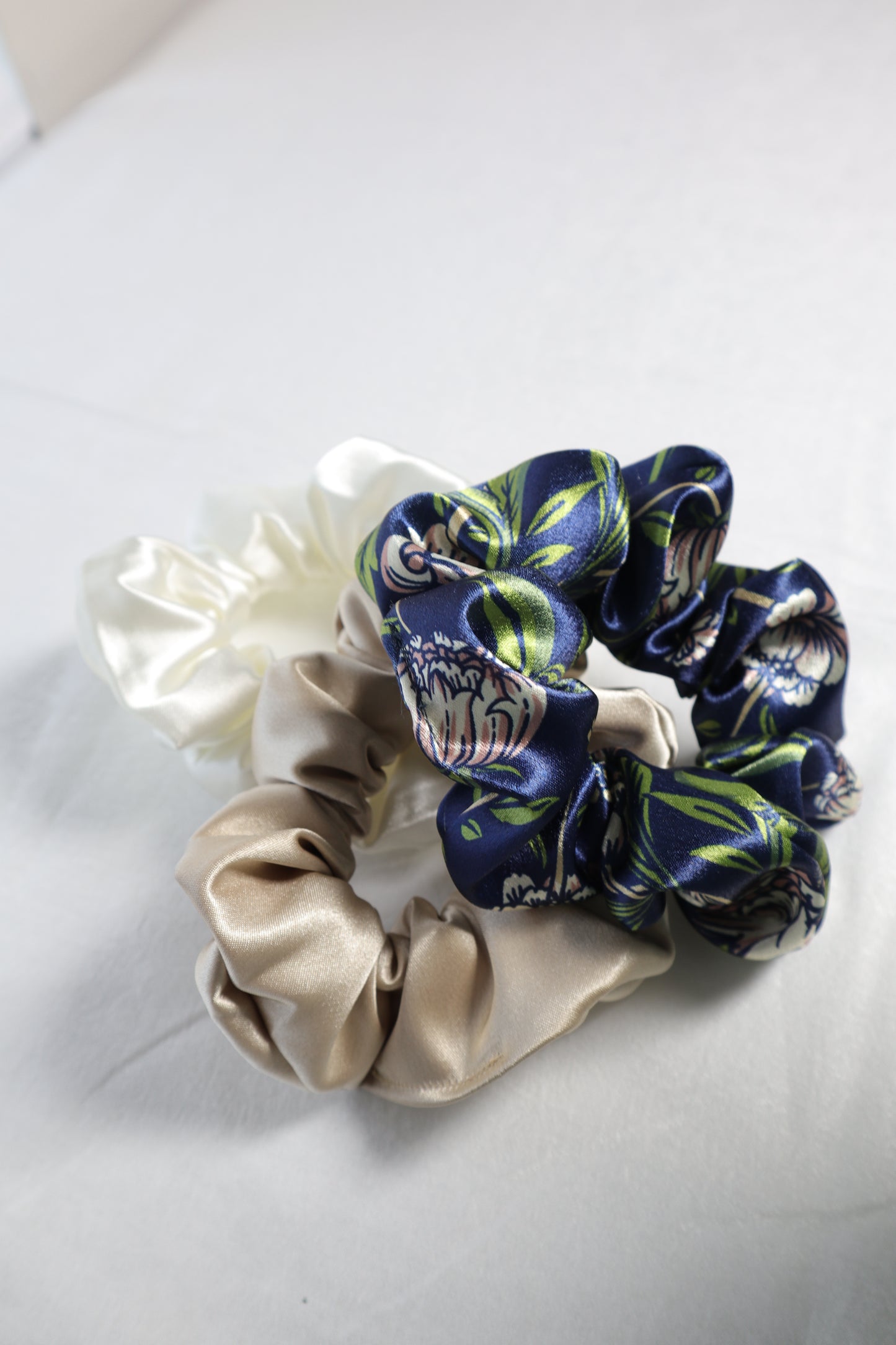 scrunchie, hair tie, sating hair accessories, hair care, protective, satin scrunchie, poly satin, navy, gold, white